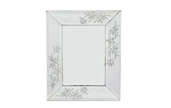 mirrored photo frame 05